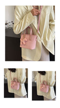 將圖片載入圖庫檢視器 BZB5601手提粉色小包包女士2024新款潮百搭單肩斜挎包韓國小眾質感水桶包