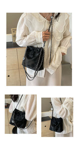 BXQD 6608小眾腋下包包女士2024新款潮時尚水桶包銀色百搭斜挎包新中式包包