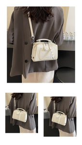 BJC9875今年流行波士頓包包女2024新款小眾銀色斜挎包時尚夏季手提枕頭包