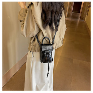 BCCJ1005小眾設計小包包女2023秋冬新款時尚手拎手機包個性復古單肩斜挎包