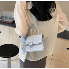 將圖片載入圖庫檢視器 BMS736韓國手提小包包女士2024新款小眾設計斜挎包流行百搭通勤單肩小包